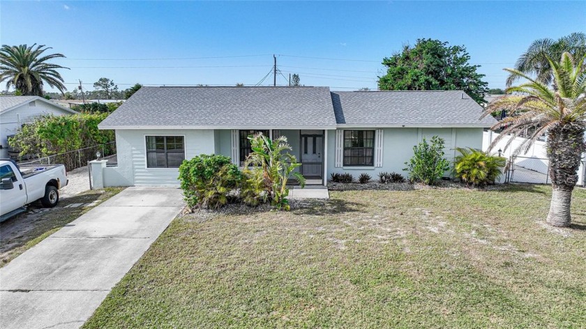 X-FLOOD ZONE, NO HOA and no hurricane damages. Charming Florida - Beach Home for sale in Englewood, Florida on Beachhouse.com