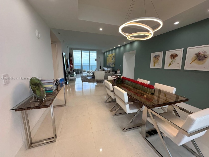 Incredible in this 3 bedrooms and 3.5 baths, with total upgrade - Beach Condo for sale in Sunny Isles Beach, Florida on Beachhouse.com