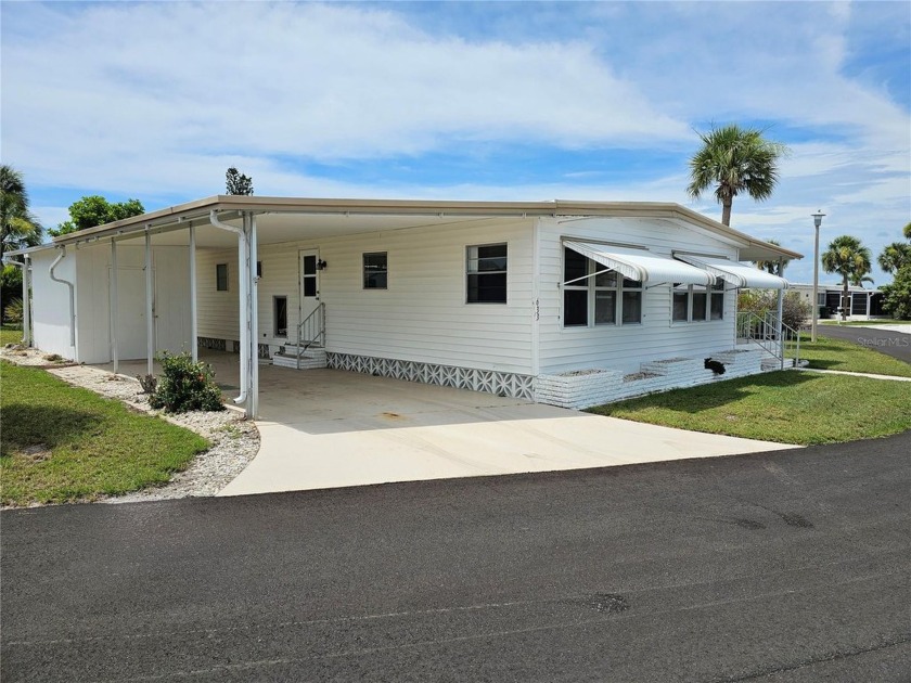 This home is seeking someone to complete the repairs and restore - Beach Home for sale in Venice, Florida on Beachhouse.com