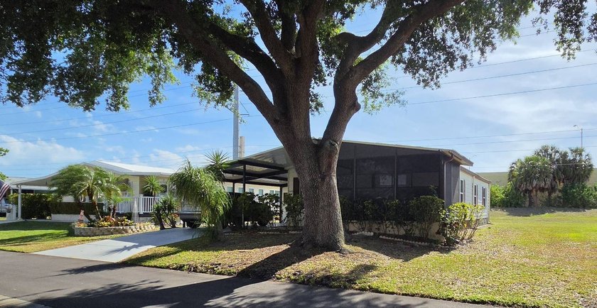 Welcome to this Impeccable, fully furnished, and Turnkey - Beach Home for sale in Sarasota, Florida on Beachhouse.com