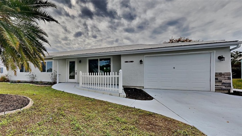 This move-in ready home features a spacious open floor plan with - Beach Home for sale in North Port, Florida on Beachhouse.com