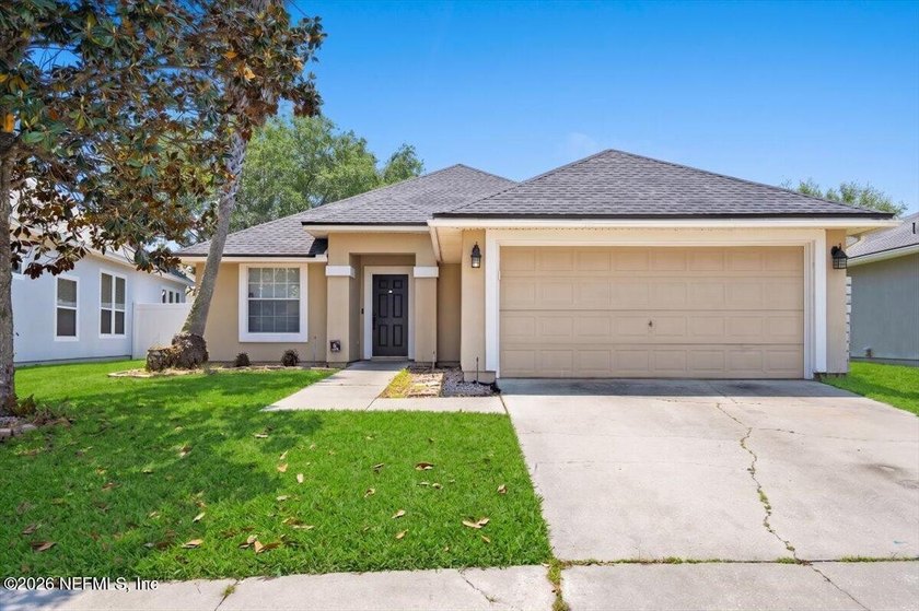 Welcome home to this well-maintained 3-bedroom, 2-bath residence - Beach Home for sale in Jacksonville, Florida on Beachhouse.com