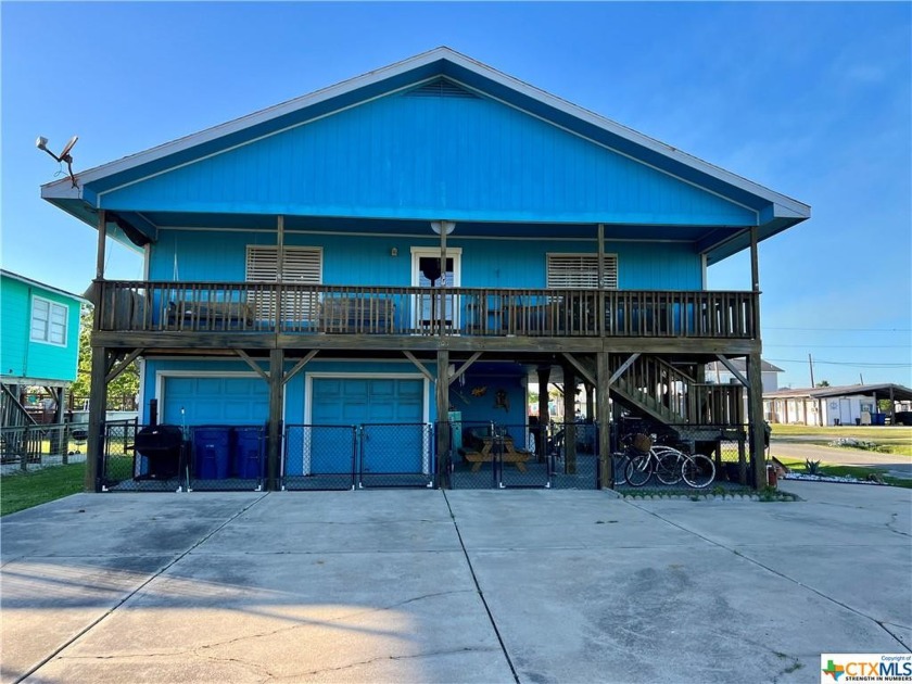 WATERVIEW in POC!  3 bedroom, 2 bathroom, 1600 square feet home - Beach Home for sale in Port Lavaca, Texas on Beachhouse.com