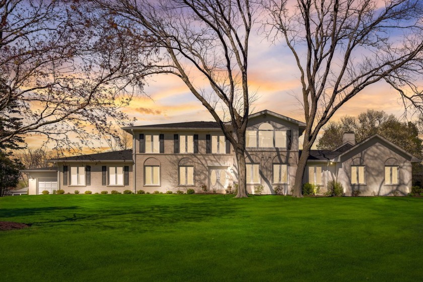 Prepare to be impressed by this stunning home nestled in the - Beach Home for sale in Lake Forest, Illinois on Beachhouse.com