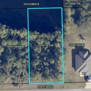 Beautiful lakefront parcel on a spring-fed lake. This 0.51-acre - Beach Lot for sale in St Augustine, Florida on Beachhouse.com