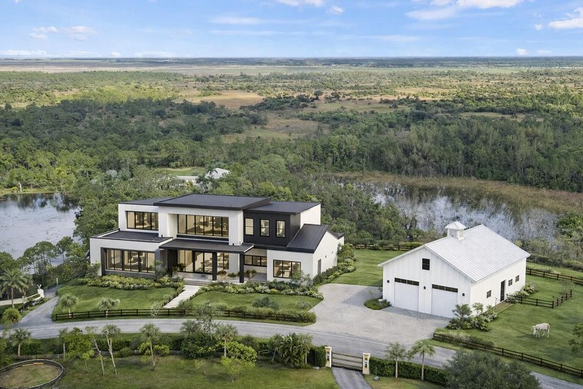 Discover the perfect blend of luxury, privacy, and space in - Beach Acreage for sale in Jupiter, Florida on Beachhouse.com