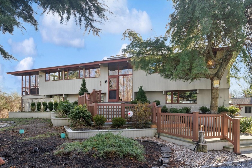 Waterfront dream! This 3-bed, 2.5-bath home boasts safe - Beach Home for sale in Southold, New York on Beachhouse.com