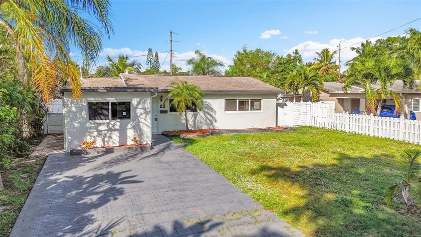 Welcome home to this charming 3/1 gem in East Dania Beach - Beach Home for sale in Dania, Florida on Beachhouse.com
