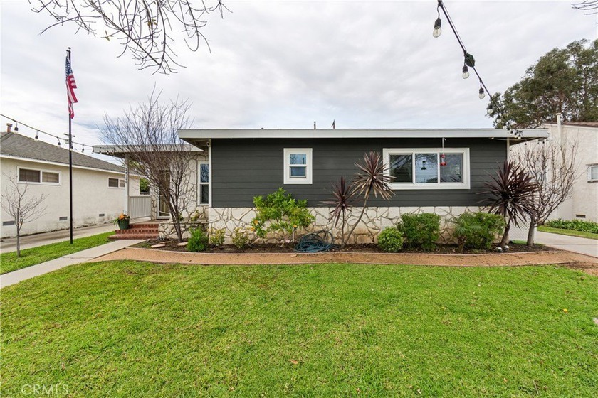 Welcome to 2335 Carfax Ave, Long Beach, CA 90805 -- a - Beach Home for sale in Long Beach, California on Beachhouse.com