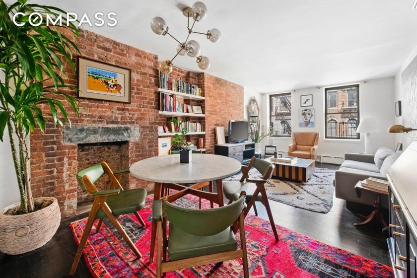 This large and lofty East Village condo is now available. Walk - Beach Condo for sale in New York, New York on Beachhouse.com