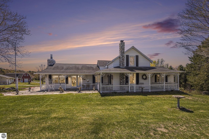 NOW offering Land Contract and a New lower price -Seller - Beach Home for sale in Frankfort, Michigan on Beachhouse.com