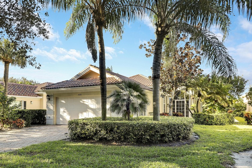 Wake up to sun-kissed water views and the sound of palm trees - Beach Home for sale in Palm Beach Gardens, Florida on Beachhouse.com