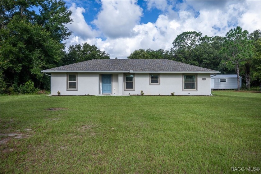 Country living with this 3-bedroom, 2-bathroom home on 2.25 - Beach Home for sale in Crystal River, Florida on Beachhouse.com