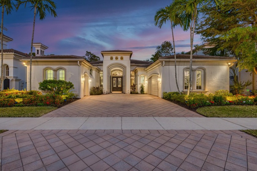 This Immaculate & Spacious Single-Story Home Offers 3 Bedrooms - Beach Home for sale in Palm Beach Gardens, Florida on Beachhouse.com