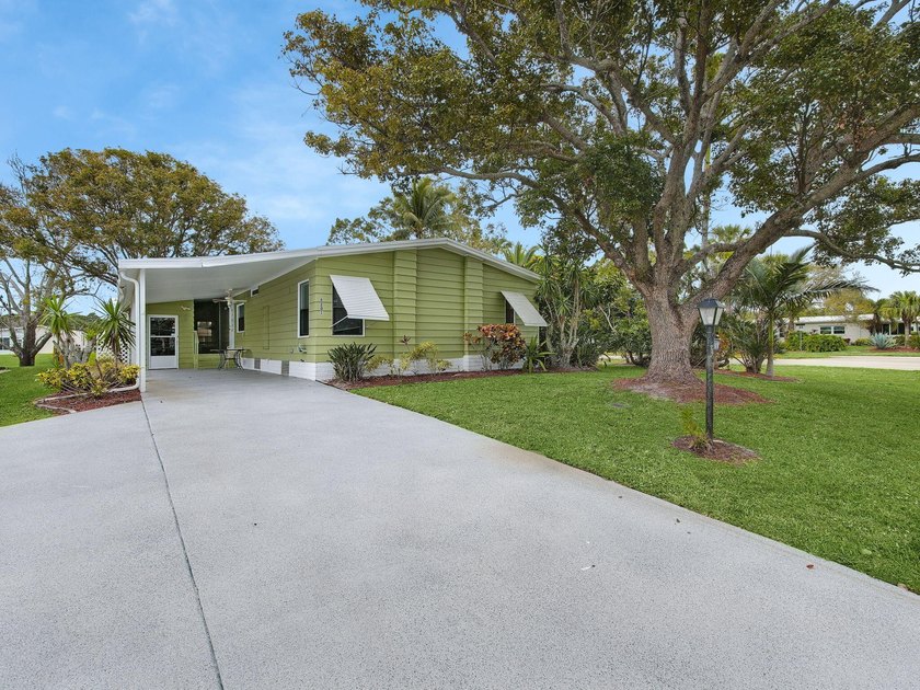 Welcome Home to this charming LAND OWNED 2/2 with a 2020 roof - Beach Home for sale in Port Saint Lucie, Florida on Beachhouse.com