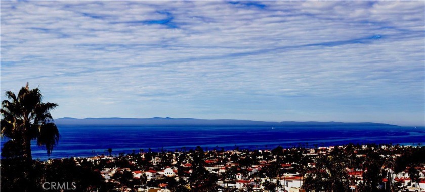 Wake up to breathtaking ocean views every morning in this - Beach Condo for sale in San Clemente, California on Beachhouse.com