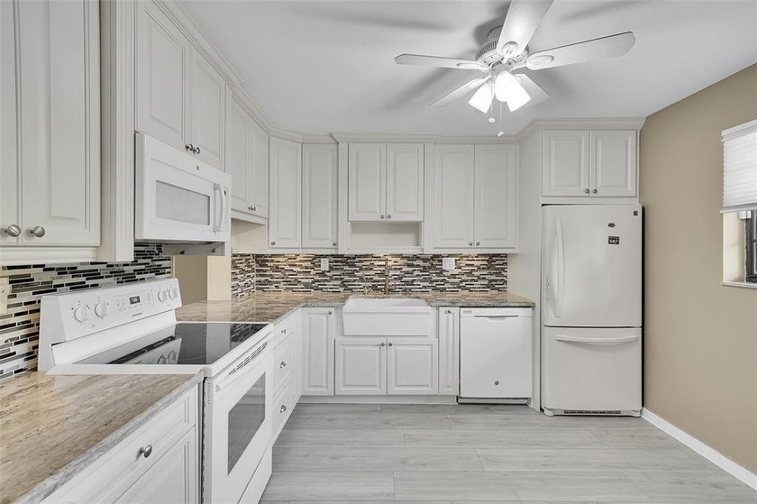 This beautifully updated condo is ready for immediate enjoyment - Beach Condo for sale in Tamarac, Florida on Beachhouse.com
