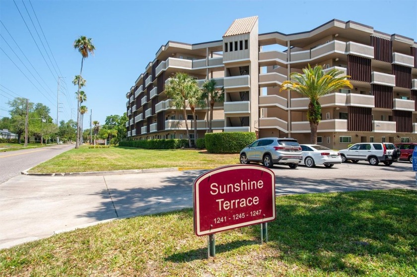 Welcome to this Beautiful 2 Bedroom 2 Bath unit that has been - Beach Condo for sale in Clearwater, Florida on Beachhouse.com