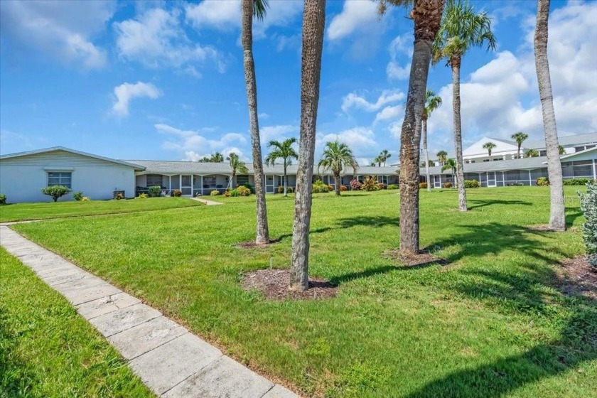 Coastal Retreat Near Venice Beach** Discover your perfect slice - Beach Condo for sale in Venice, Florida on Beachhouse.com