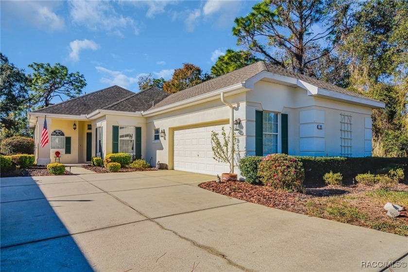 Beautiful updated golf course home in Southern Woods! Brand new - Beach Home for sale in Homosassa, Florida on Beachhouse.com