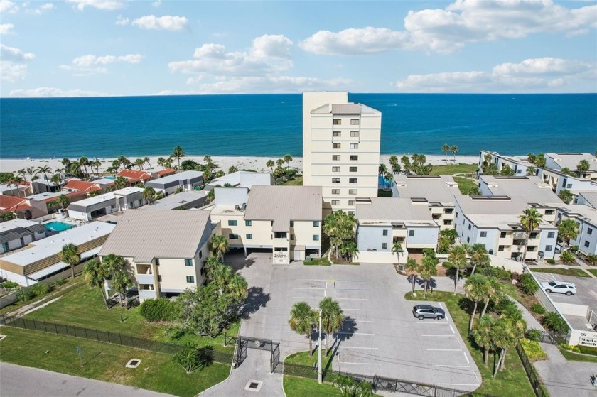 PRICE ADJUSTMENT!  MOTIVATED SELLER! ALL REASONABLE OFFERS WILL - Beach Condo for sale in Venice, Florida on Beachhouse.com