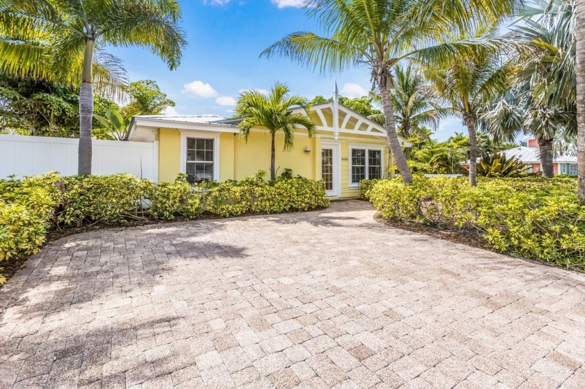 Beautifully renovated two-bedroom, two-bathroom condo short - Beach Condo for sale in Holmes Beach, Florida on Beachhouse.com