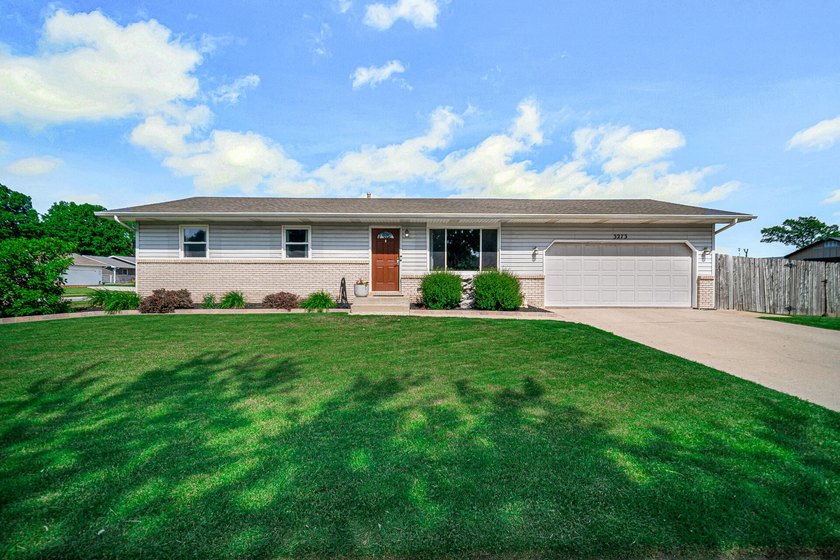 Step inside this beautiful 3-bedroom, 2-bathroom ranch featuring - Beach Home for sale in Portage, Indiana on Beachhouse.com
