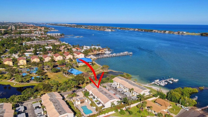 TRANSFER OF LOVE~ This spacious townhome is just steps from the - Beach Townhome/Townhouse for sale in Boynton Beach, Florida on Beachhouse.com