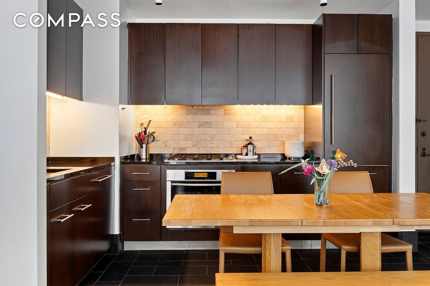 Elevated Downtown Living at 40 Broad Street Experience luxury - Beach Condo for sale in New York, New York on Beachhouse.com