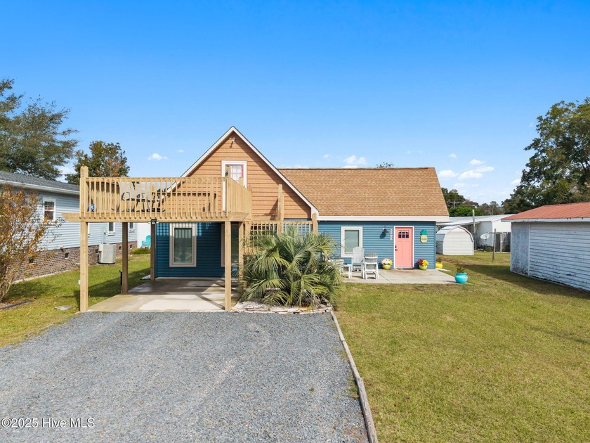 Looking for a little slice of paradise?! Look no further than - Beach Home for sale in Supply, North Carolina on Beachhouse.com