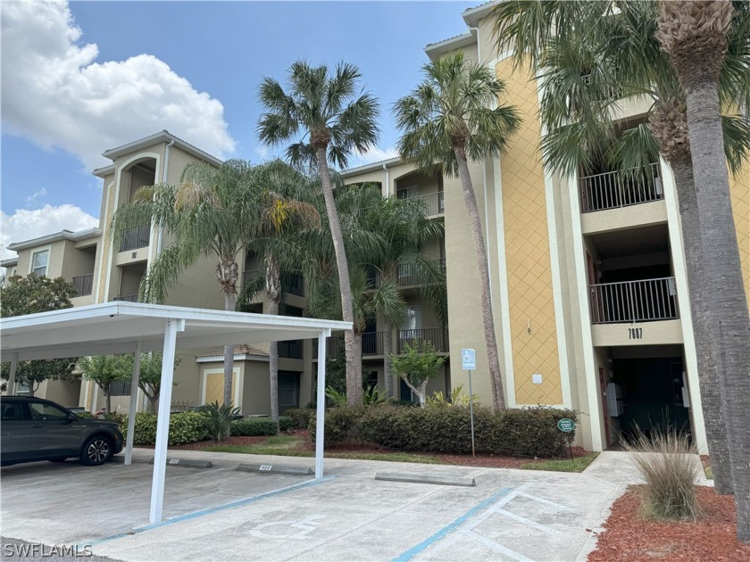 Enjoy the Florida lifestyle at it's best in the River Strand - Beach Condo for sale in Bradenton, Florida on Beachhouse.com