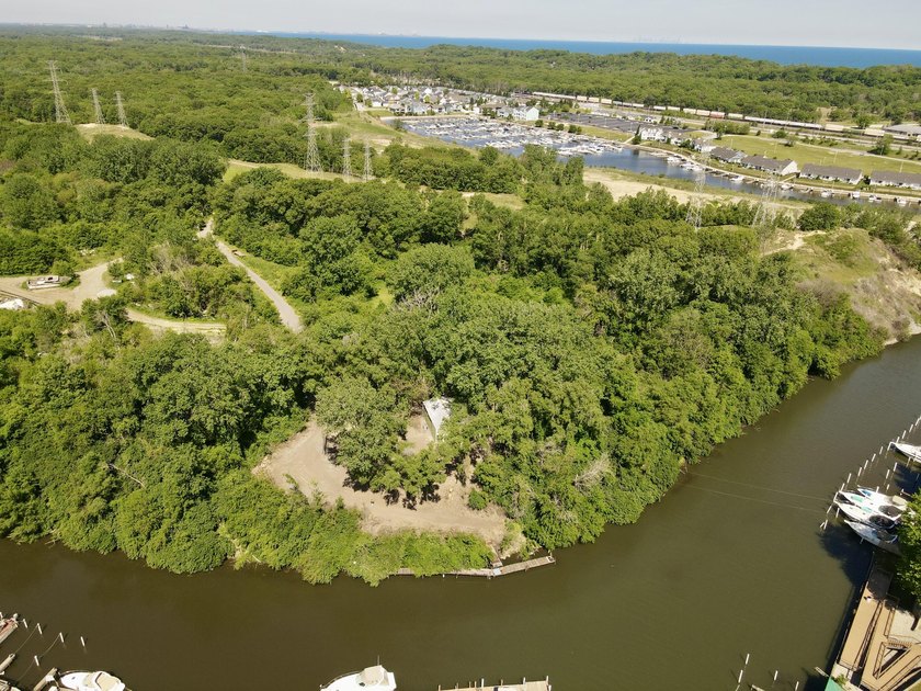 RIVERFRONT- ZONED COMMERCIAL. This is a unique property hidden - Beach Lot for sale in Portage, Indiana on Beachhouse.com