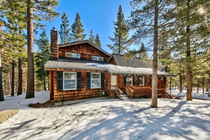 This exquisite lodge-style home is perfect for those who cherish - Beach Home for sale in South Lake Tahoe, California on Beachhouse.com