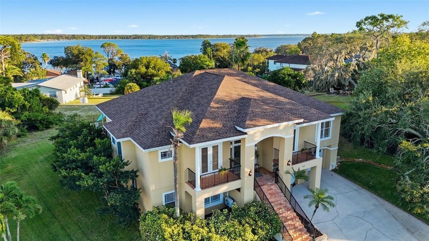 One or more photo(s) has been virtually staged. SELLER - Beach Home for sale in Tarpon Springs, Florida on Beachhouse.com