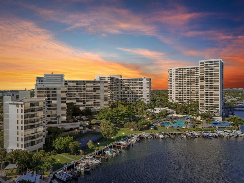 Enjoy the comfort of this inviting 2-bed/2-bath condo, which is - Beach Condo for sale in Hallandale Beach, Florida on Beachhouse.com