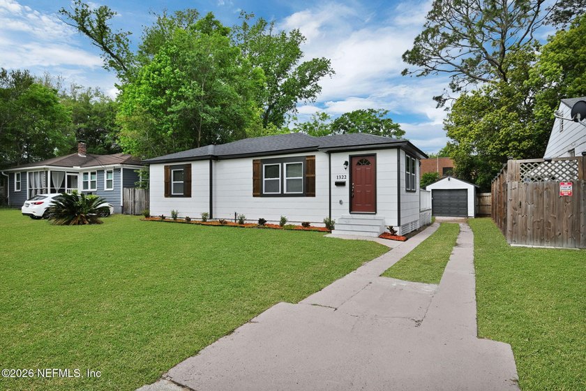 Welcome to 1322 MacArthur St, a stunningly renovated 2 bedroom - Beach Home for sale in Jacksonville, Florida on Beachhouse.com