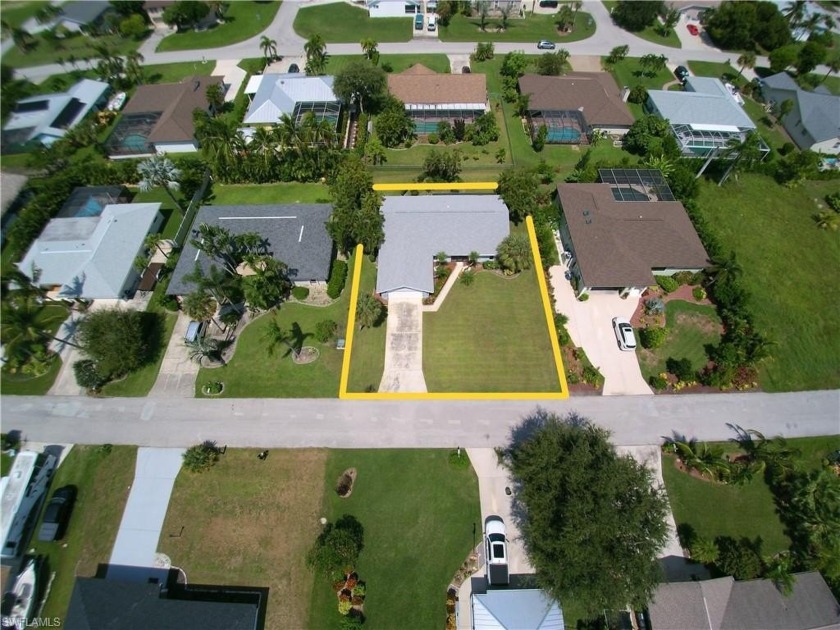 GULF ACCESS -A BOATERS DREAM come true. This totally remodeled 3 - Beach Home for sale in Fort Myers, Florida on Beachhouse.com