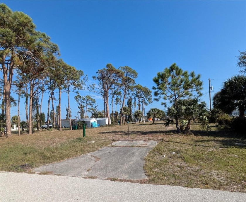 Welcome to Grove City! this large lot has been cleared and ready - Beach Lot for sale in Englewood, Florida on Beachhouse.com