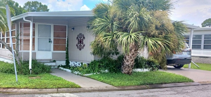 OWNER MOVING TO ORLANDO. MOTIVATED TO SELL!!! - Beach Lot for sale in Largo, Florida on Beachhouse.com