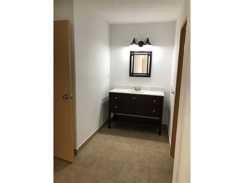 4394 NW 9th Ave 21-3A - Beach Condo for sale in Deerfield Beach, Florida on Beachhouse.com
