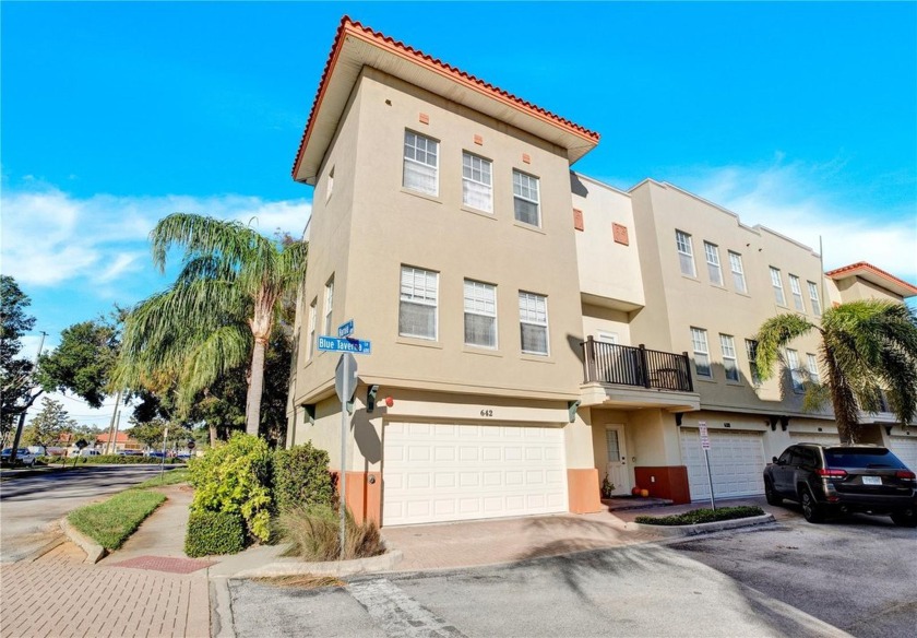 Welcome to Harold Court Luxury Townhomes conveniently located in - Beach Townhome/Townhouse for sale in Clearwater, Florida on Beachhouse.com