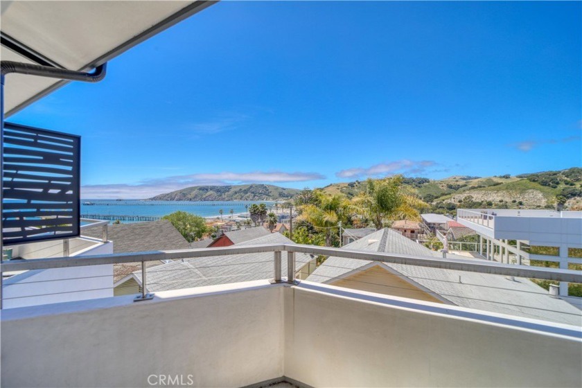 Experience luxurious living in this newly built contemporary - Beach Townhome/Townhouse for sale in Avila Beach, California on Beachhouse.com