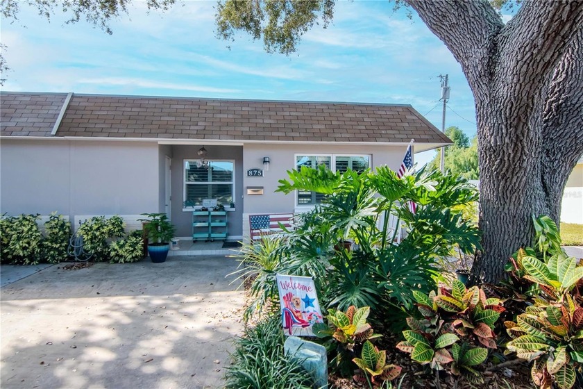 Welcome to Skye Loch Villas in the heart of Dunedin. This bright - Beach Home for sale in Dunedin, Florida on Beachhouse.com