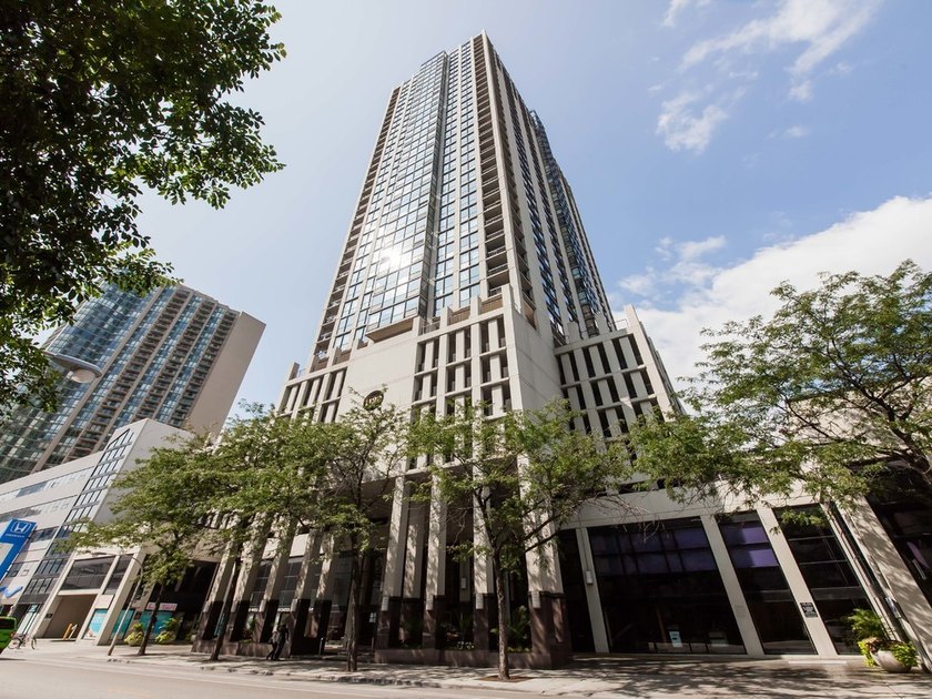 Gold Coast Living @ It's Finest. Located In The Elm @ Clark a - Beach Condo for sale in Chicago, Illinois on Beachhouse.com