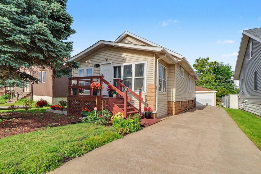 Completely remodeled in 2024, this charming 2-bedroom, 1-bath - Beach Home for sale in Whiting, Indiana on Beachhouse.com