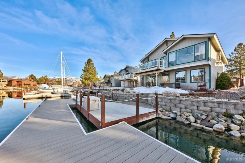 457 Lido represents a great opportunity to purchase a - Beach Home for sale in South Lake Tahoe, California on Beachhouse.com