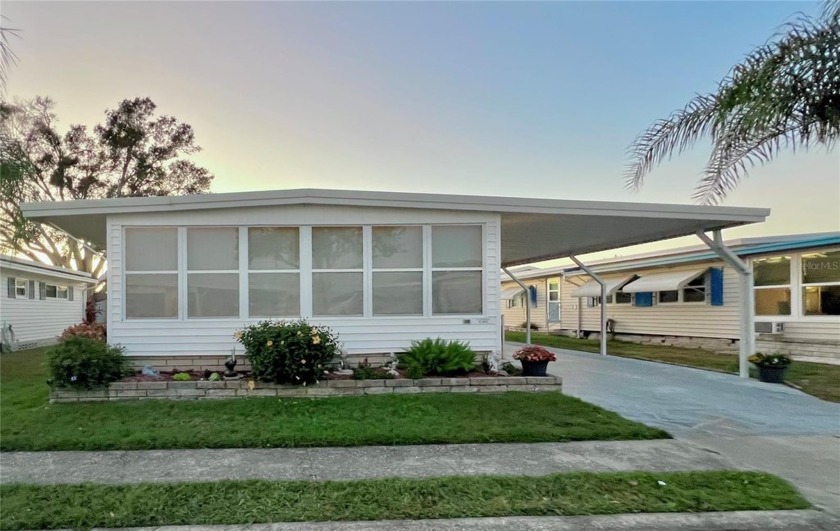 Welcome to this meticulously maintained double-wide home - Beach Home for sale in Largo, Florida on Beachhouse.com