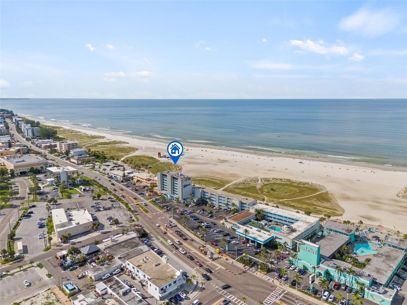 Luxurious Gulf-Front Condo Hotel for Sale - Fully Equipped with - Beach Condo for sale in St. Petersburg, Florida on Beachhouse.com