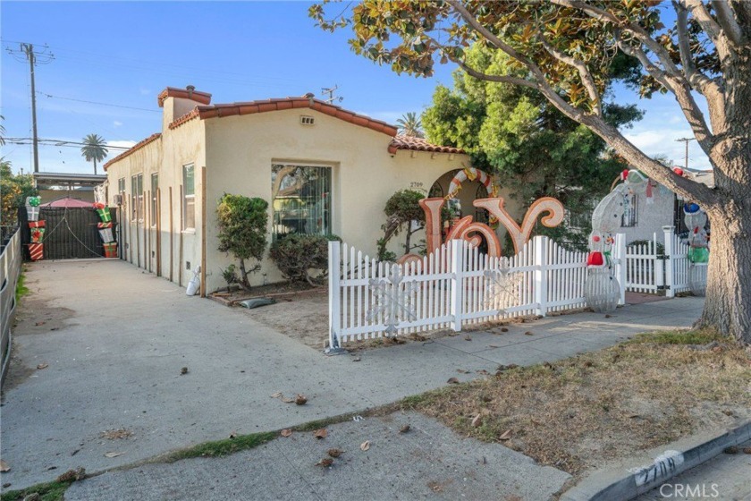 For A Private Showing/Tour Please Contact Jorge - Beach Home for sale in Long Beach, California on Beachhouse.com