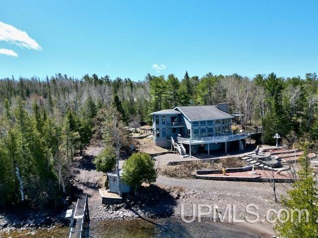 Here's the ultimate Keweenaw County retreat! An architecturally - Beach Home for sale in Eagle Harbor, Michigan on Beachhouse.com